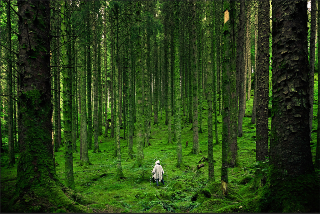 Photoshopでコンテンツに応じた塗りつぶしをする人物を選択した状態