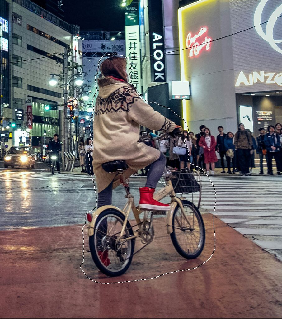 Photoshopで生成塗りつぶしする人物を選択した状態